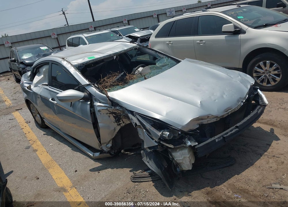2013 HYUNDAI SONATA GLS VIN: 5NPEB4AC1DH654028