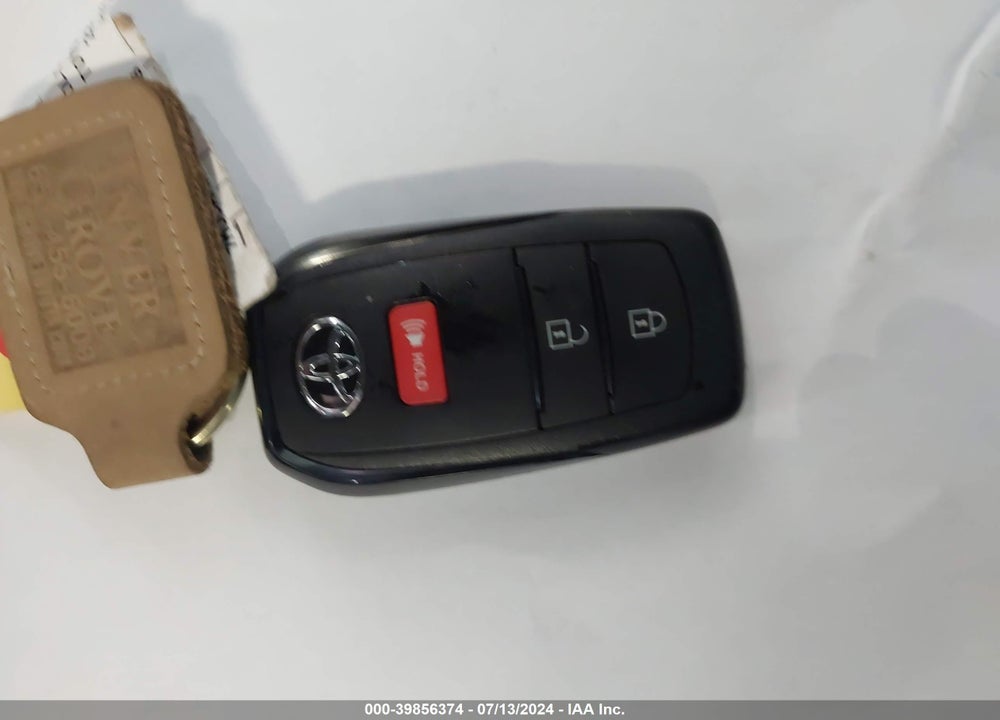 2022 TOYOTA COROLLA CROSS LE VIN: 7MUCAABG4NV030753