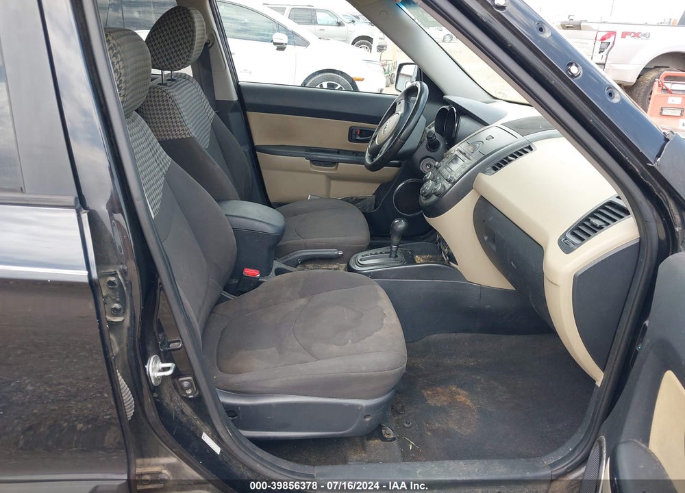 2010 KIA SOUL VIN: KNDJT2A24A7177859