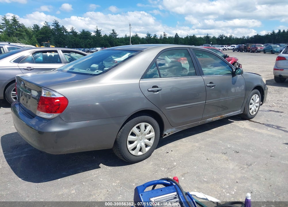 2005 TOYOTA CAMRY LE VIN: 4T1BE30K15U544161