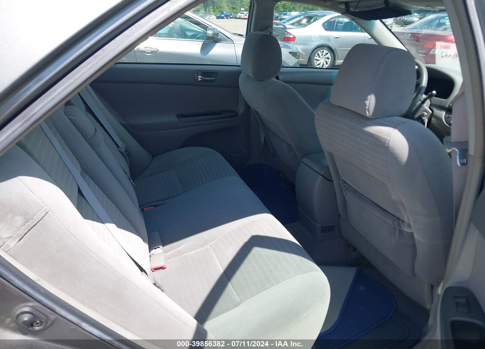 2005 TOYOTA CAMRY LE VIN: 4T1BE30K15U544161