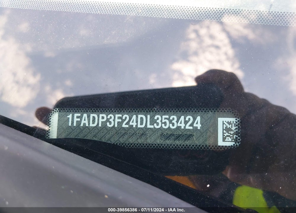 2013 FORD FOCUS SE VIN: 1FADP3F24DL353424