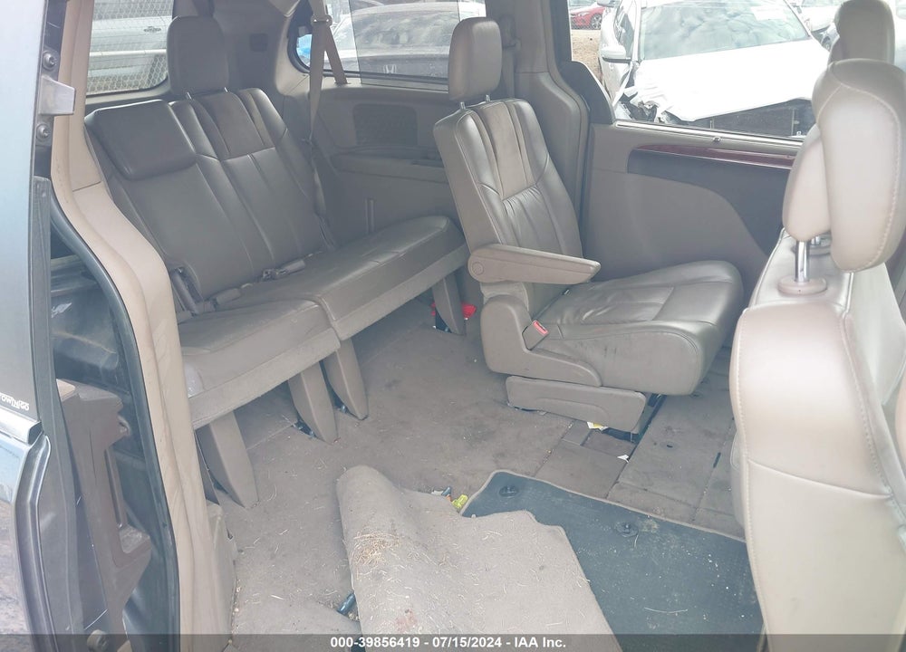 2014 CHRYSLER TOWN & COUNTRY LIMITED VIN: 2C4RC1GG2ER133654