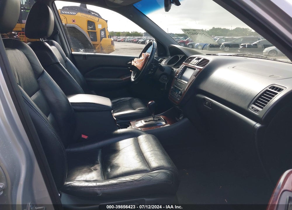 2005 ACURA MDX VIN: 2HNYD18845H543095