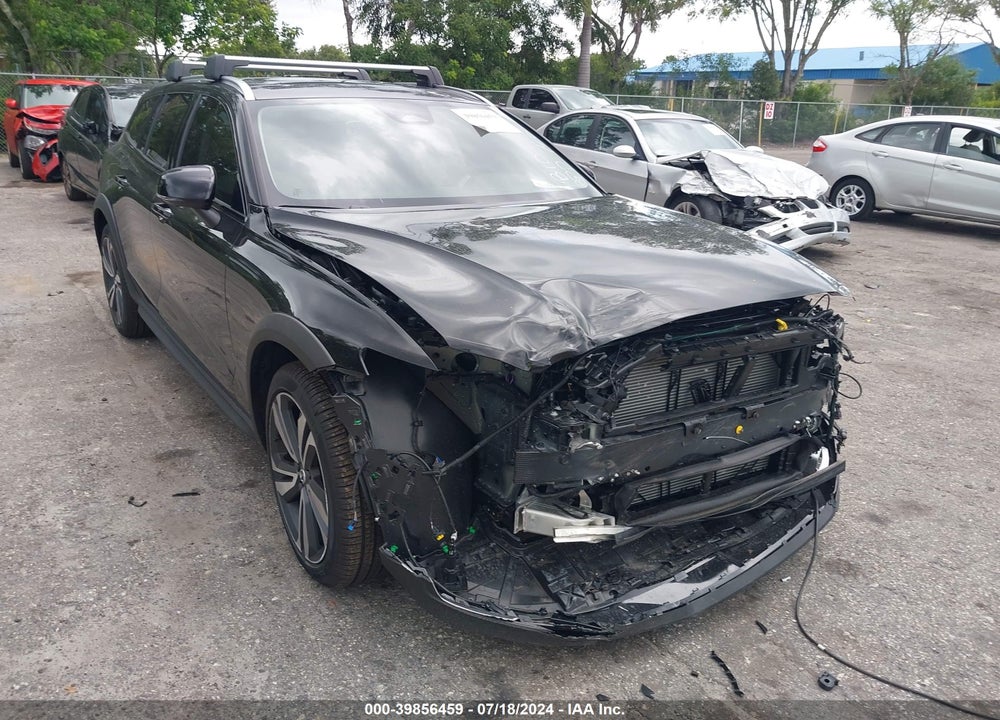 2024 VOLVO V60 CROSS COUNTRY B5 PLUS VIN: YV4L12WY3R2137662