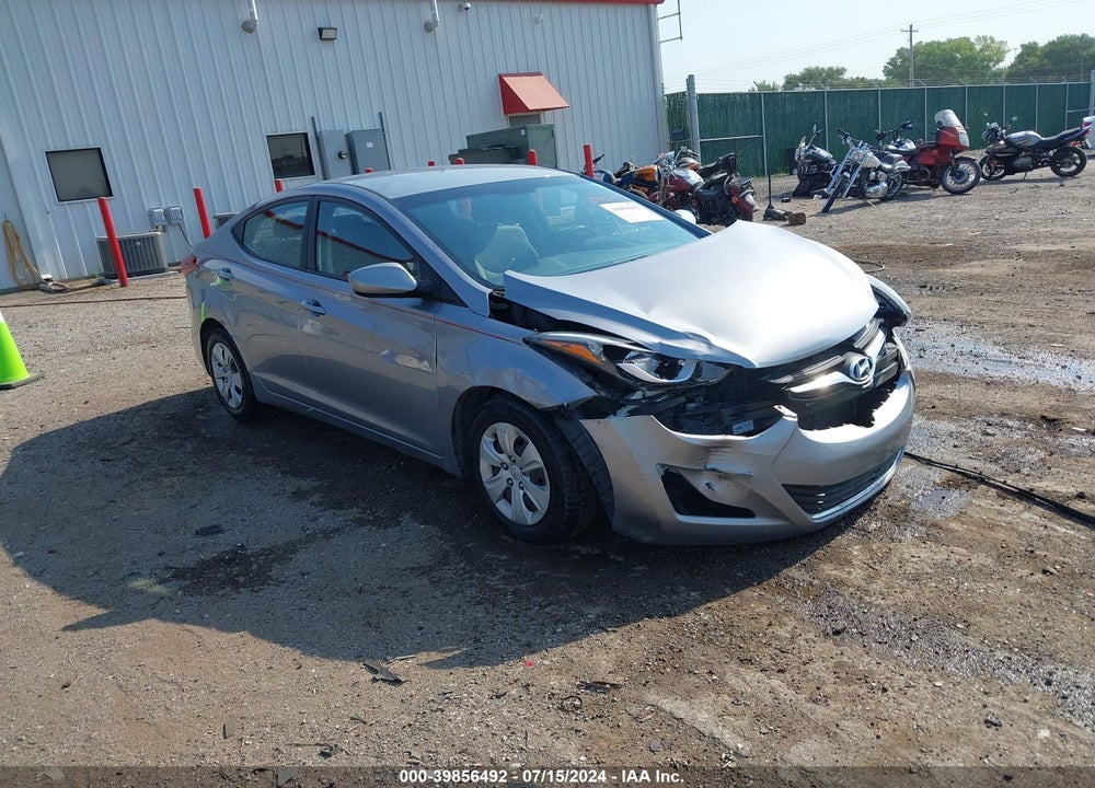 2016 HYUNDAI ELANTRA SE VIN: 5NPDH4AE2GH767258