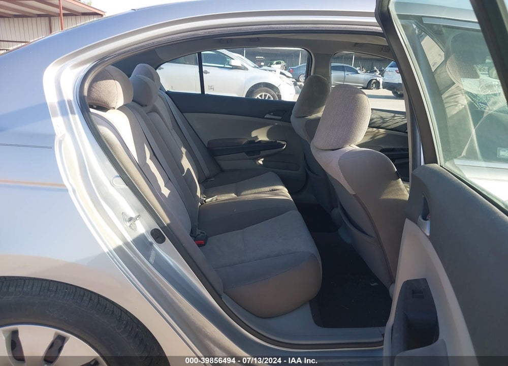 2010 HONDA ACCORD 2.4 LX VIN: 1HGCP2F35AA007562