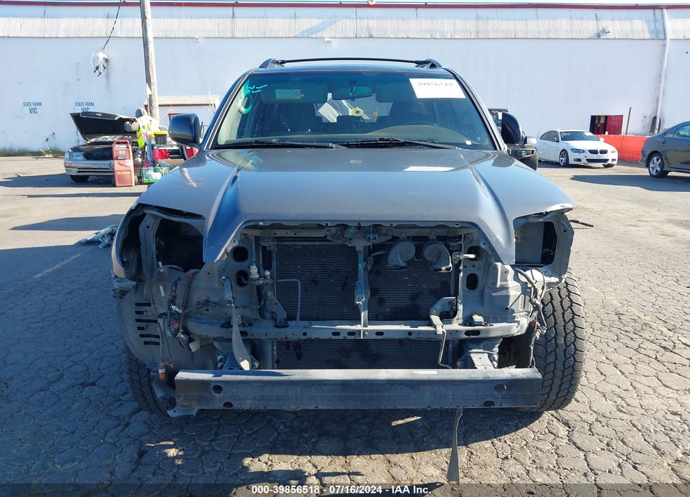 2004 TOYOTA 4RUNNER SR5 V6 VIN: JTEZU14R148014471