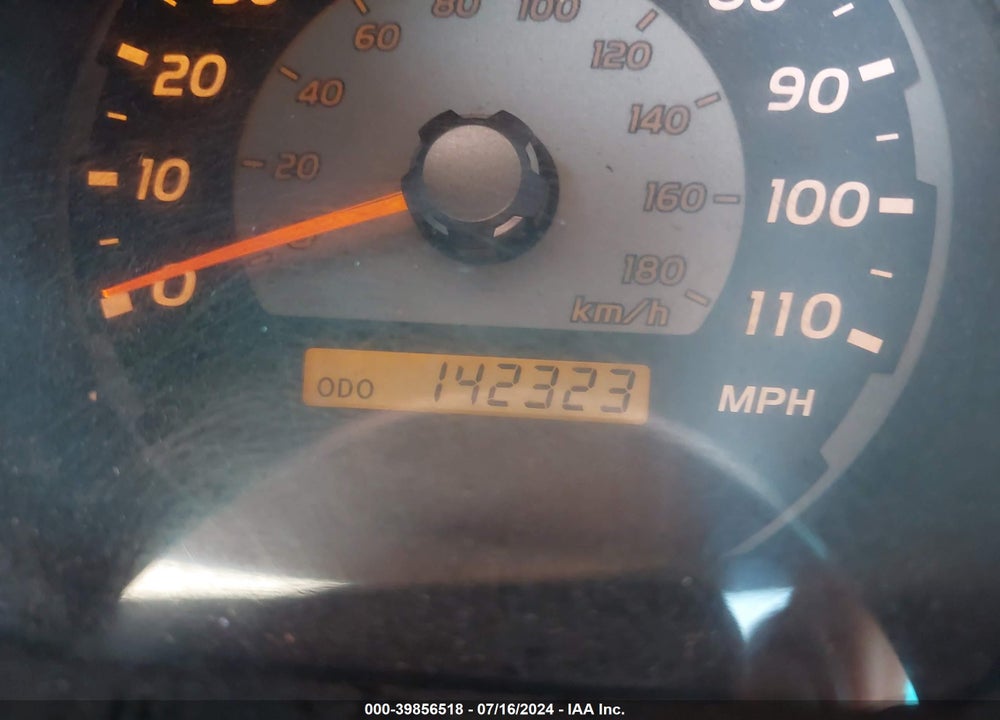 2004 TOYOTA 4RUNNER SR5 V6 VIN: JTEZU14R148014471