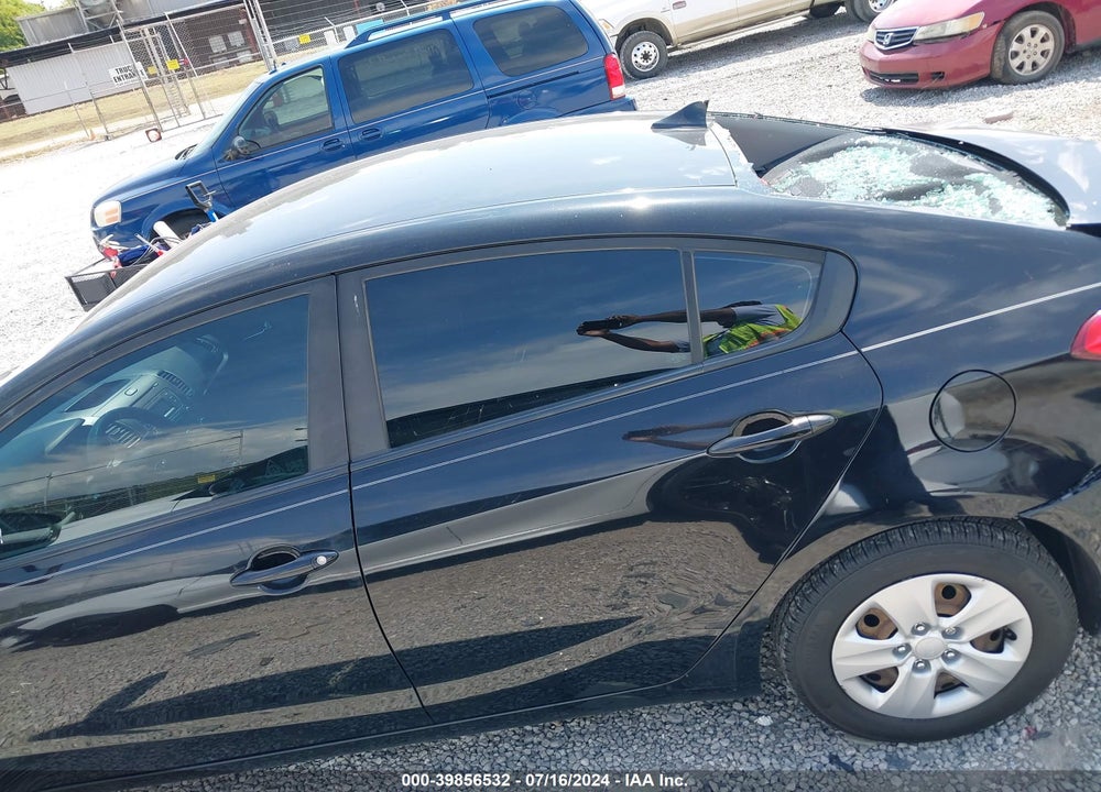 2016 KIA FORTE LX VIN: KNAFK4A67G5602743