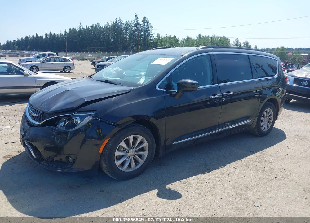 2017 CHRYSLER PACIFICA TOURING L VIN: 2C4RC1BG8HR642465