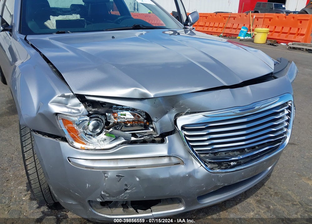 2014 CHRYSLER 300 VIN: 2C3CCAAG8EH315898