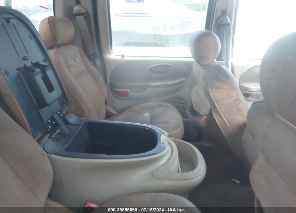 2002 FORD F-150 LARIAT/XLT VIN: 1FTRW08LX2KC14702