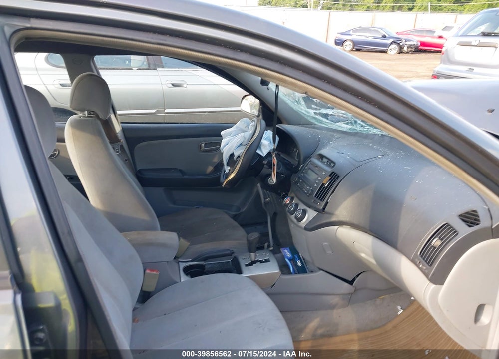 2007 HYUNDAI ELANTRA GLS/LIMITED/SE VIN: KMHDU46D57U173681