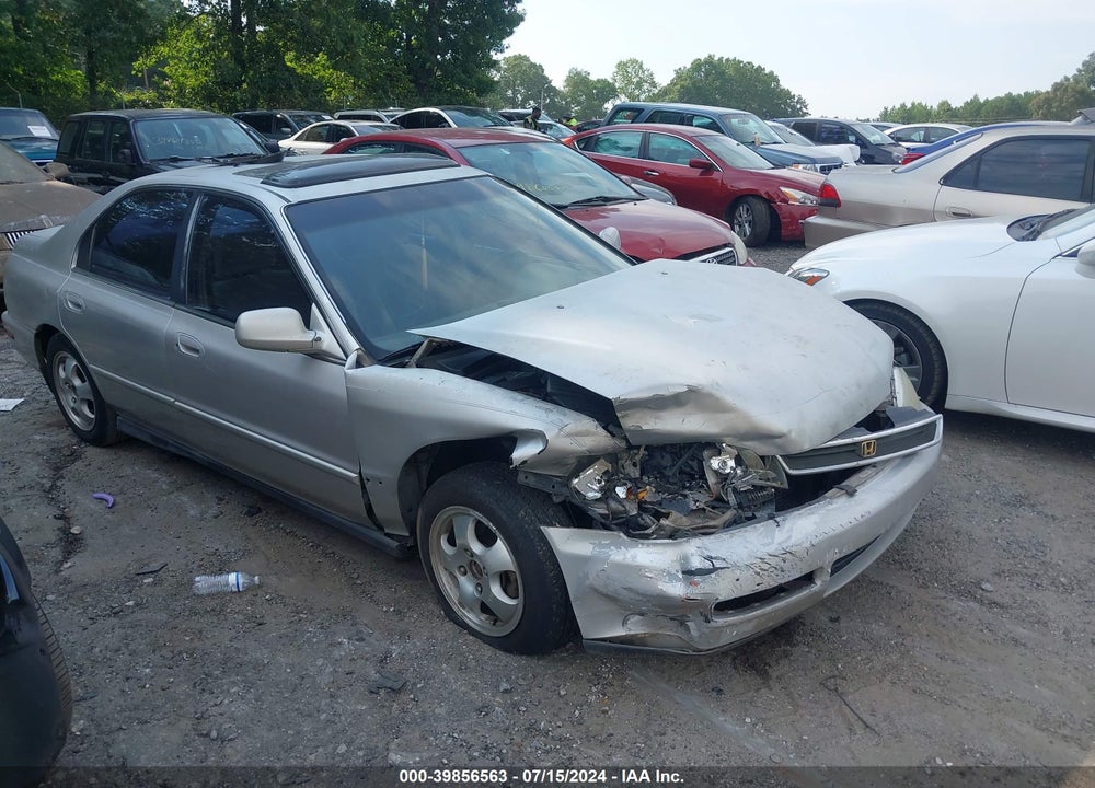 1997 HONDA ACCORD SE VIN: 1HGCD560XVA221128