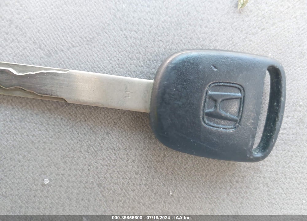 2007 HONDA FIT VIN: JHMGD38427S018024