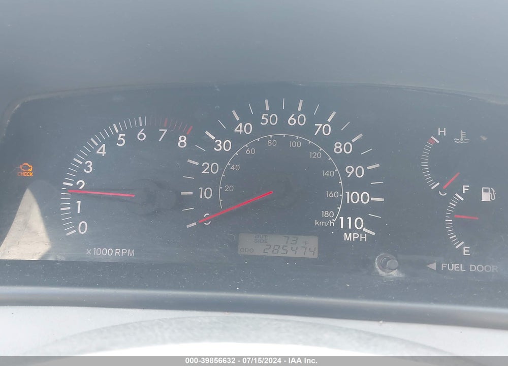 2007 TOYOTA COROLLA LE VIN: 2T1BR32E37C756642