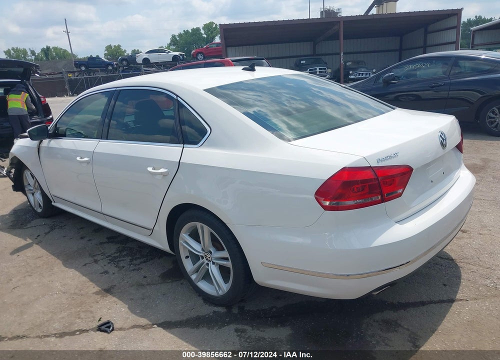 2013 VOLKSWAGEN PASSAT 2.0L TDI SEL PREMIUM VIN: 1VWCN7A37DC051125