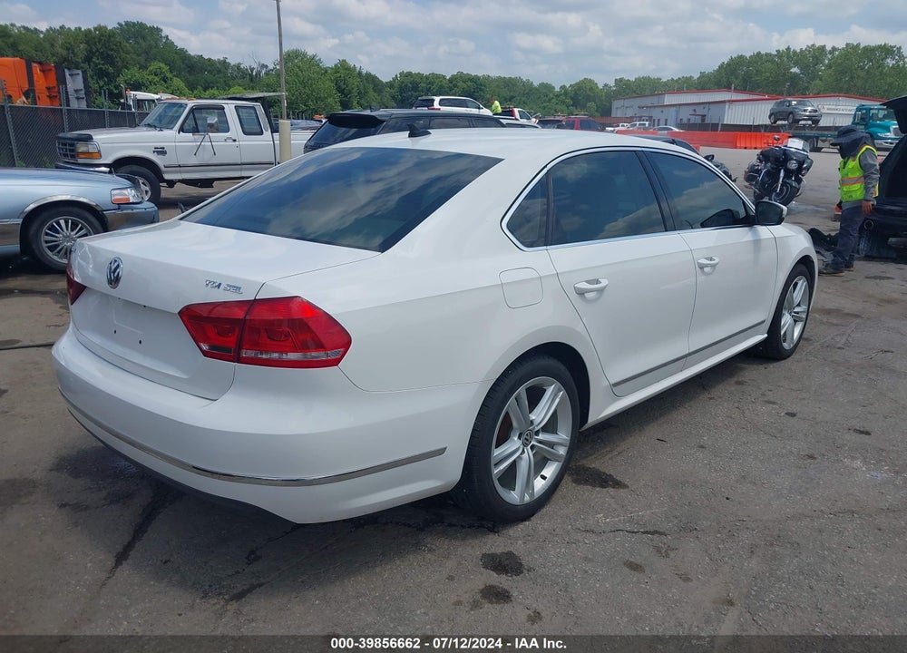 2013 VOLKSWAGEN PASSAT 2.0L TDI SEL PREMIUM VIN: 1VWCN7A37DC051125