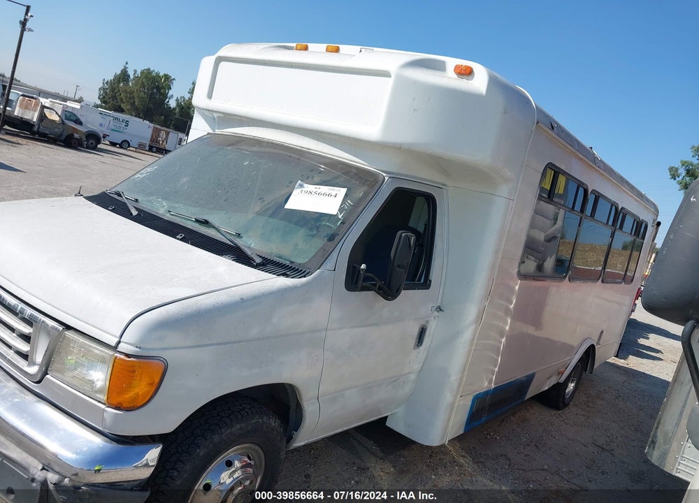 2005 FORD BUS E-450 CUTAWAY VIN: 1FDXE45S35HA09734