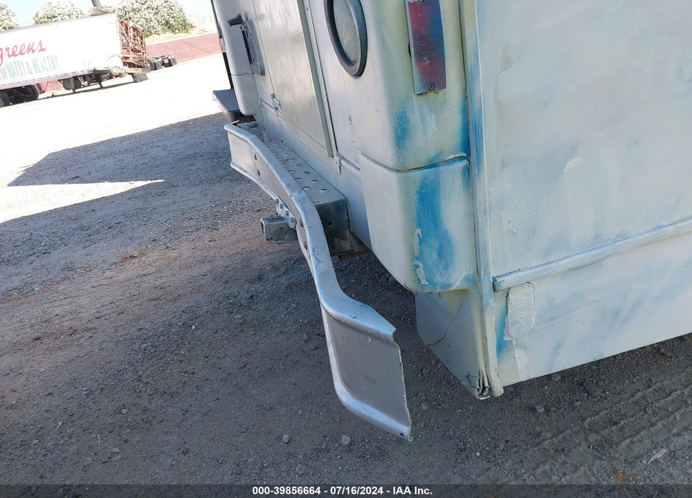 2005 FORD BUS E-450 CUTAWAY VIN: 1FDXE45S35HA09734