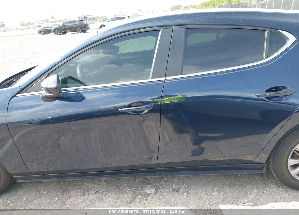 2021 MAZDA 3 2.5 S VIN: JM1BPAJL7M1301089