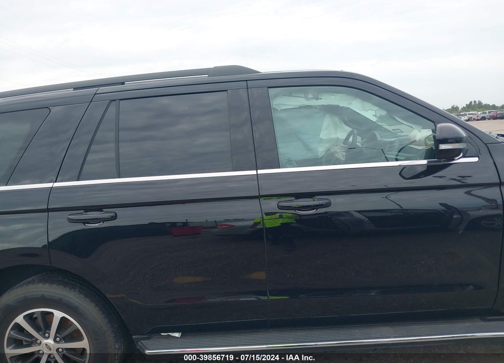 2019 FORD EXPEDITION XLT VIN: 1FMJU1HT8KEA12069
