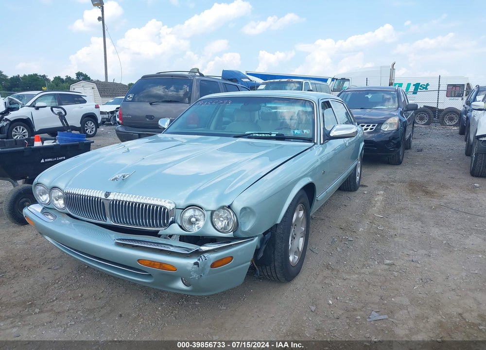2001 JAGUAR XJ8 VIN: SAJDA24C81LF25049