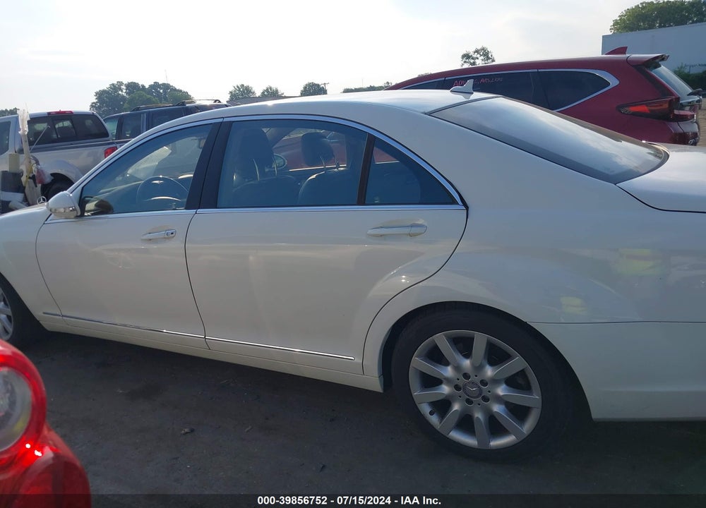 2008 MERCEDES-BENZ S 550 4MATIC VIN: WDDNG86X88A218185