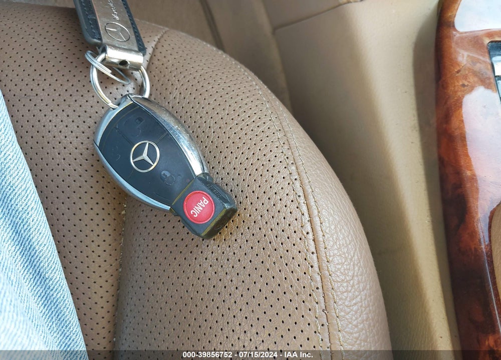 2008 MERCEDES-BENZ S 550 4MATIC VIN: WDDNG86X88A218185