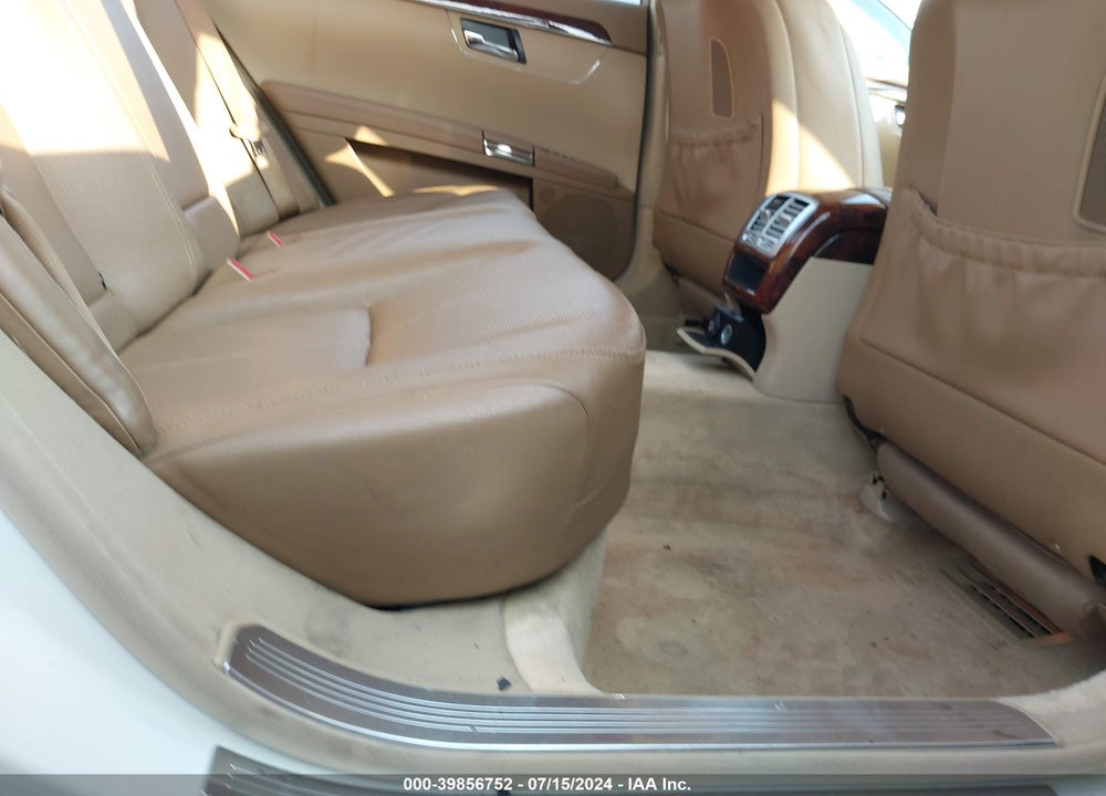 2008 MERCEDES-BENZ S 550 4MATIC VIN: WDDNG86X88A218185