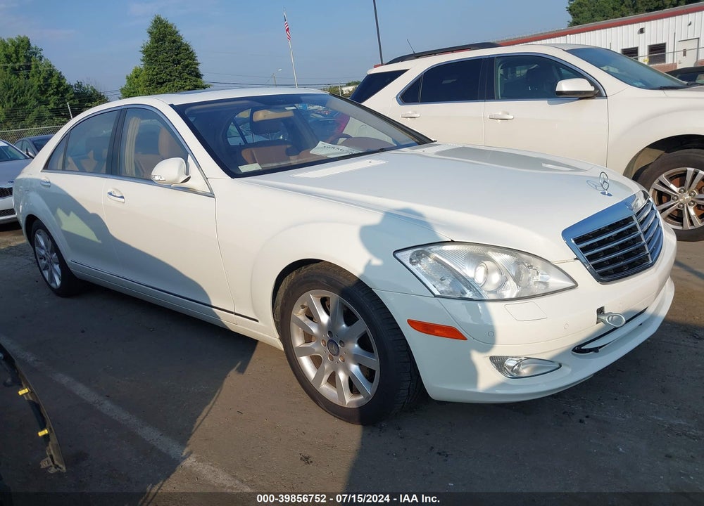 2008 MERCEDES-BENZ S 550 4MATIC VIN: WDDNG86X88A218185