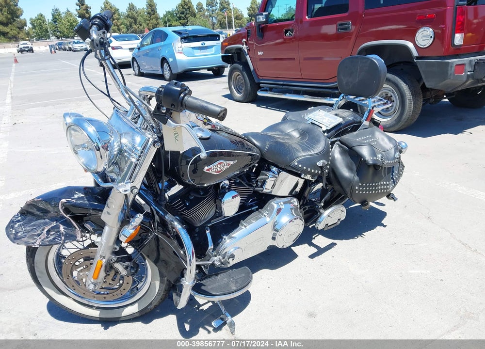 2014 HARLEY-DAVIDSON FLSTC HERITAGE SOFTAIL CLASSIC VIN: 1HD1BWV39EB035909