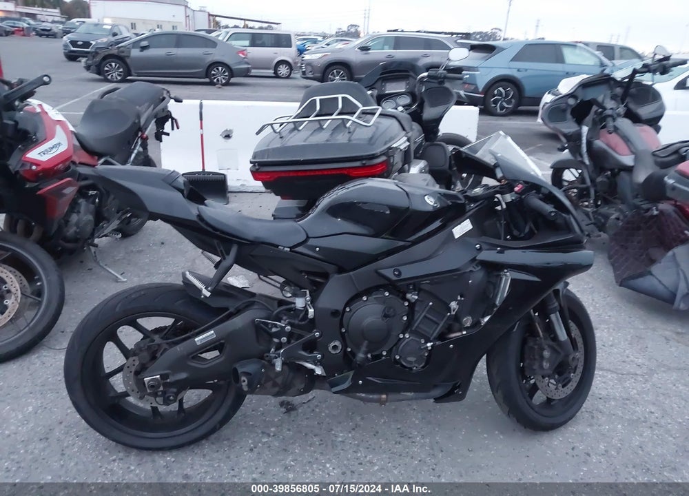 2017 YAMAHA YZFR1 C VIN: JYARN39Y4HA001303