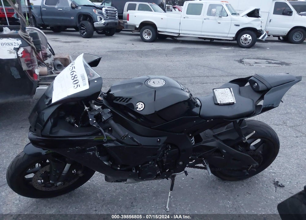 2017 YAMAHA YZFR1 C VIN: JYARN39Y4HA001303