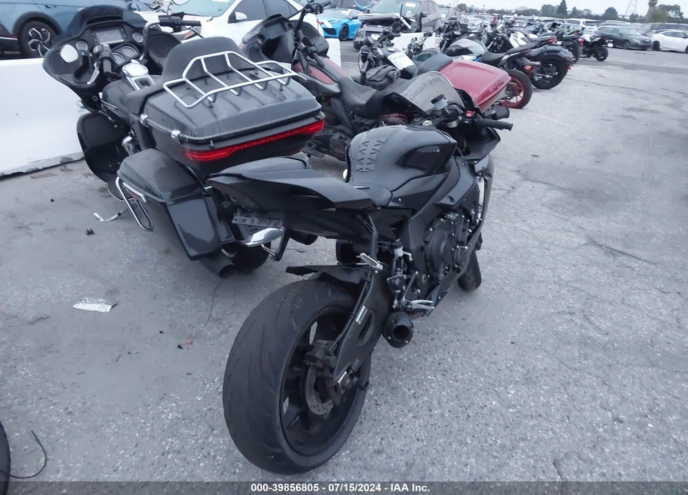 2017 YAMAHA YZFR1 C VIN: JYARN39Y4HA001303