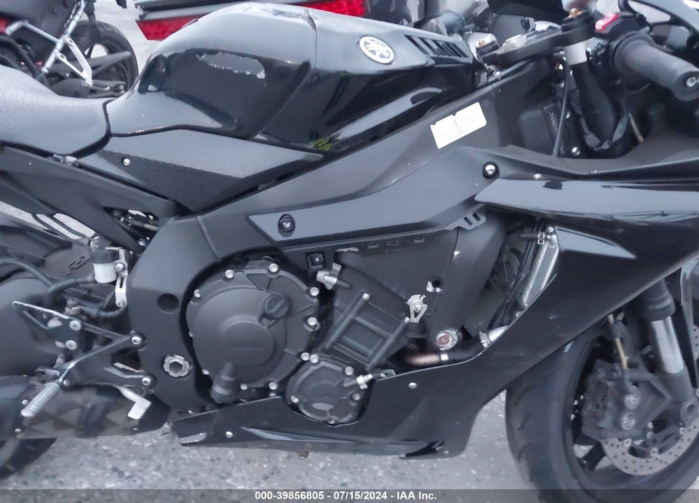 2017 YAMAHA YZFR1 C VIN: JYARN39Y4HA001303