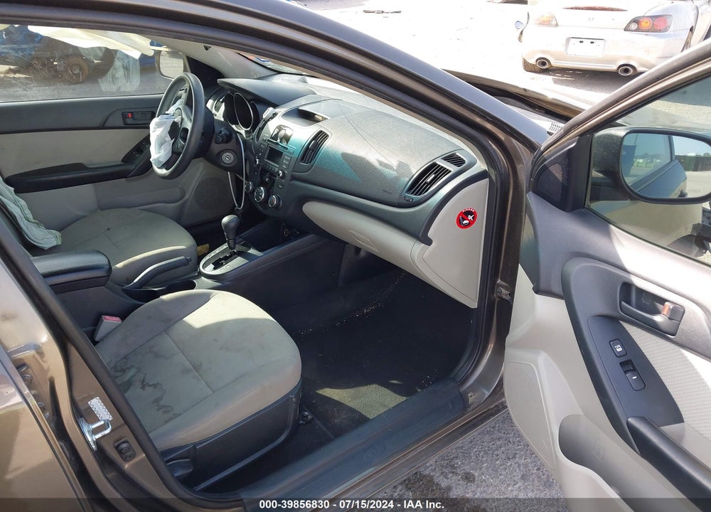 2010 KIA FORTE EX VIN: KNAFU4A24A5216151