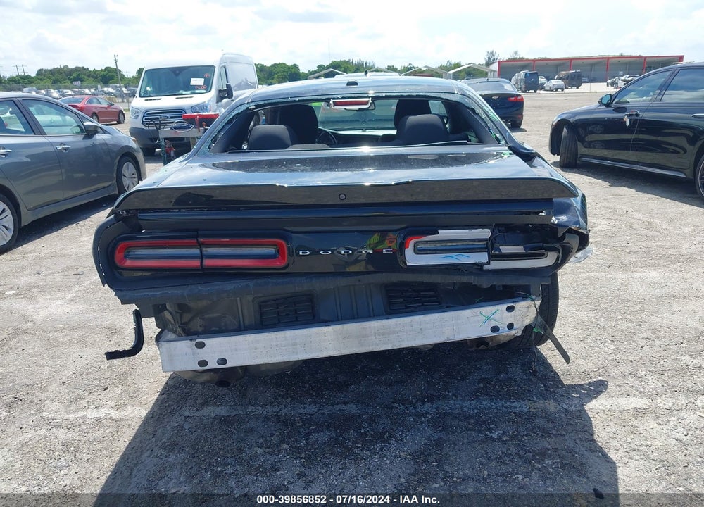 2018 DODGE CHALLENGER SXT VIN: 2C3CDZAG5JH236307