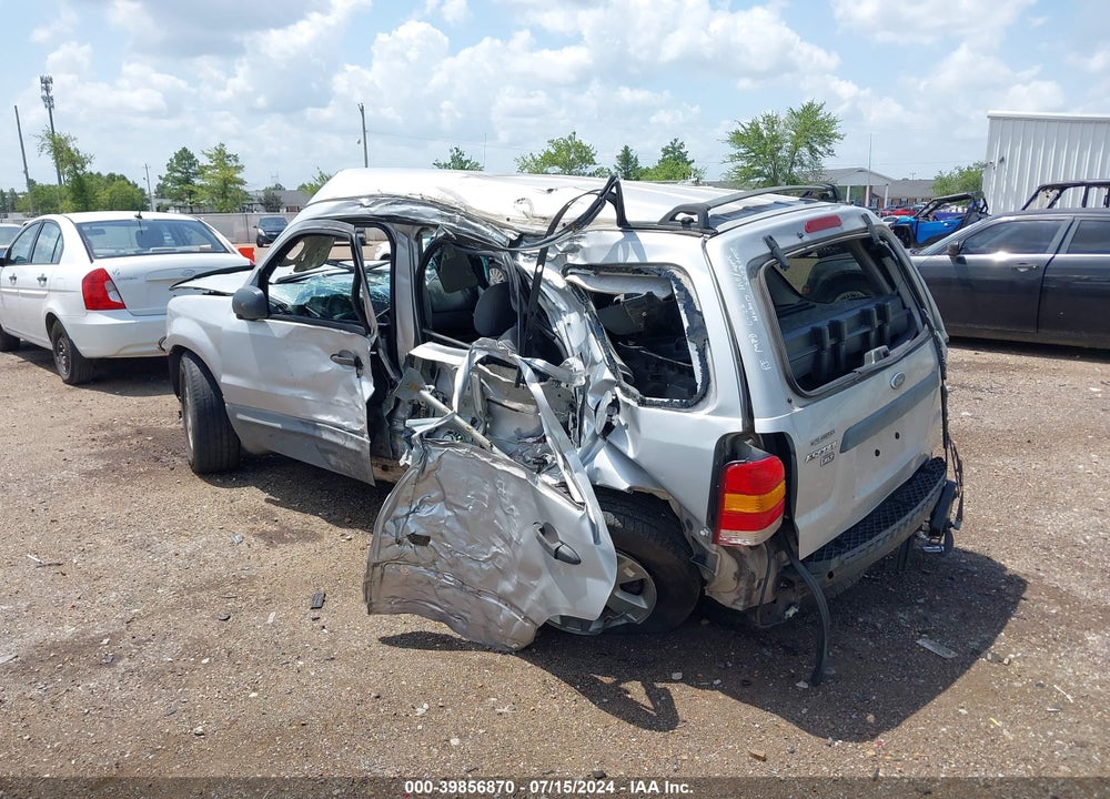2005 FORD ESCAPE XLT VIN: 1FMYU93125KD73273