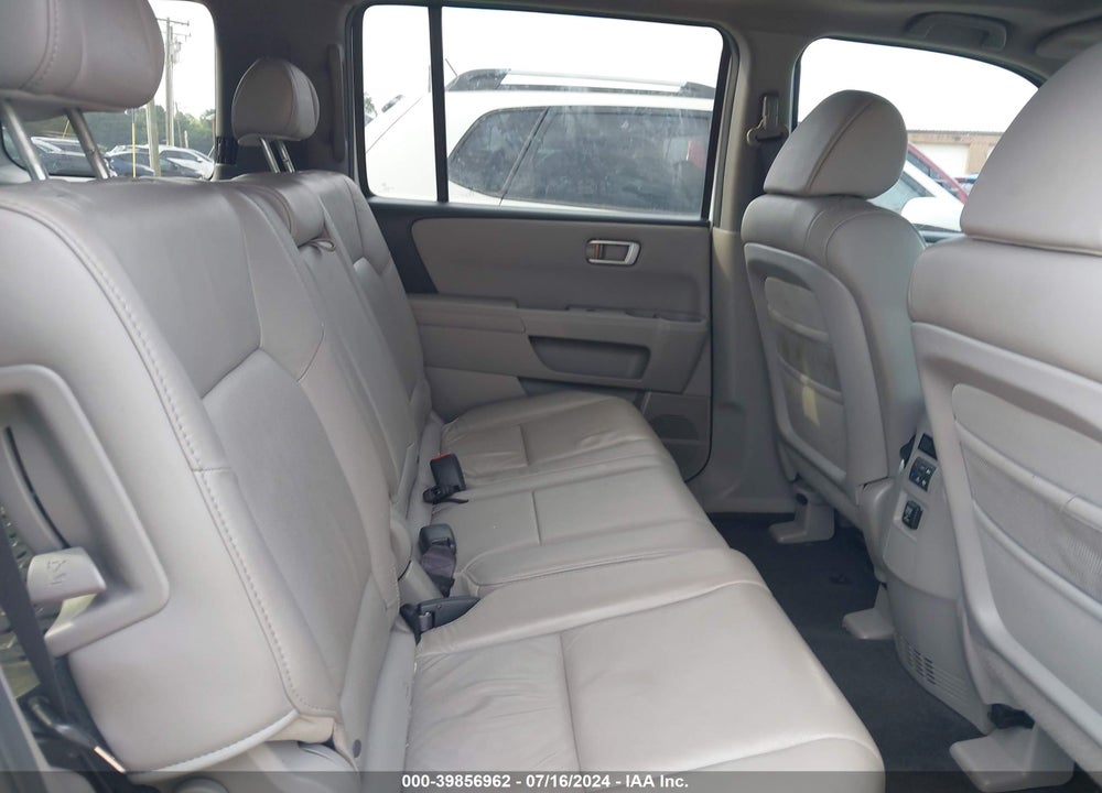 2010 HONDA PILOT EX-L VIN: 5FNYF3H54AB018555