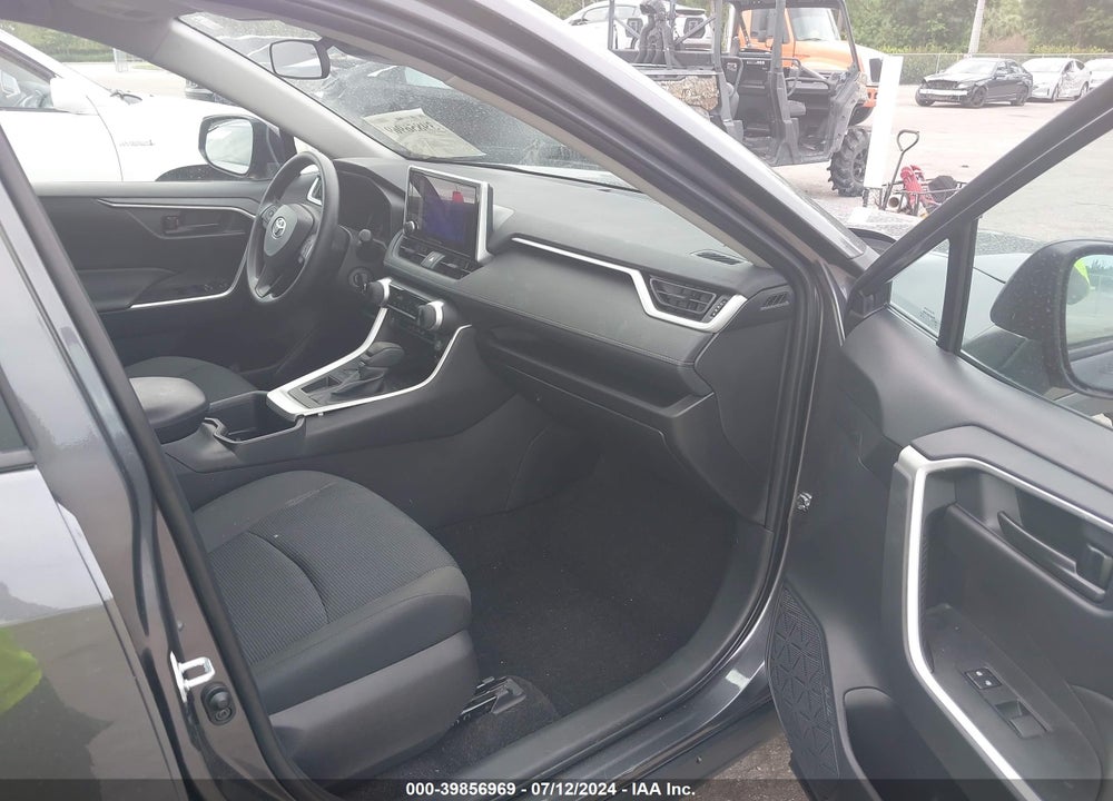 2024 TOYOTA RAV4 LE VIN: 2T3H1RFV5RC271329