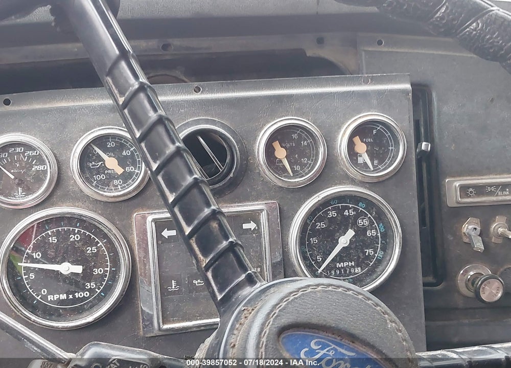 1989 FORD L-SERIES LT8000F VIN: 1FDZU82AXKVA14571
