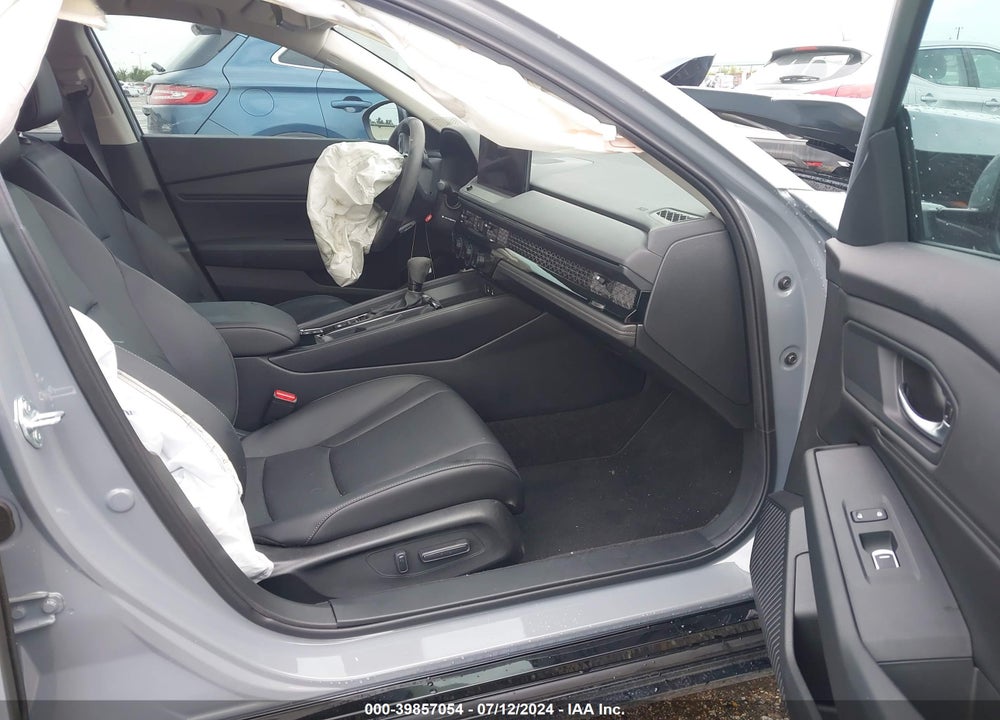 2024 HONDA ACCORD HYBRID EX-L VIN: 1HGCY2F60RA010677
