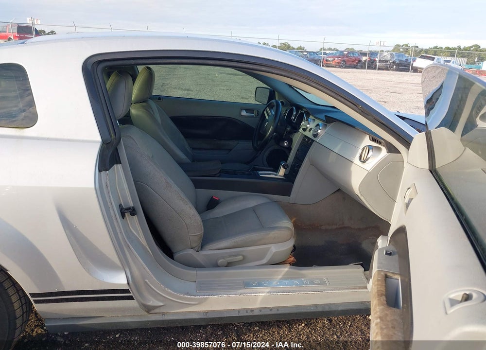 2007 FORD MUSTANG VIN: 1ZVFT80NX75263991