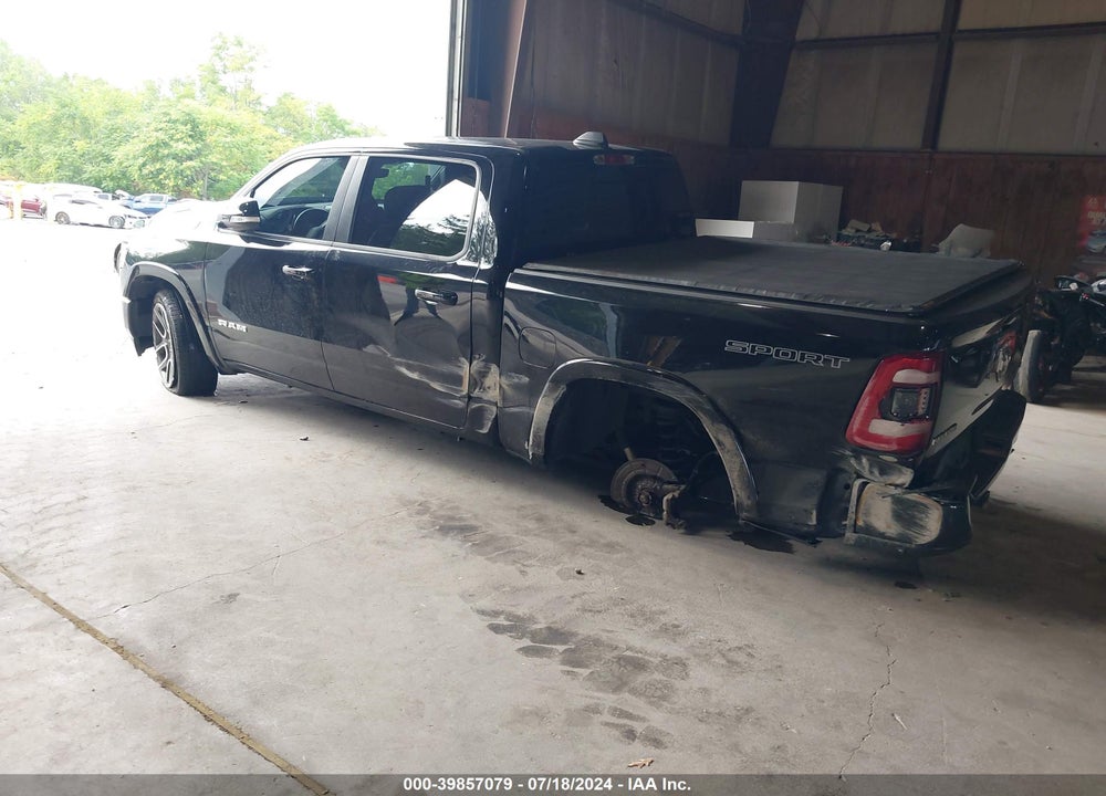 2021 RAM 1500 LAIE  4X4 5'7 BOX VIN: 1C6SRFJTXMN513895
