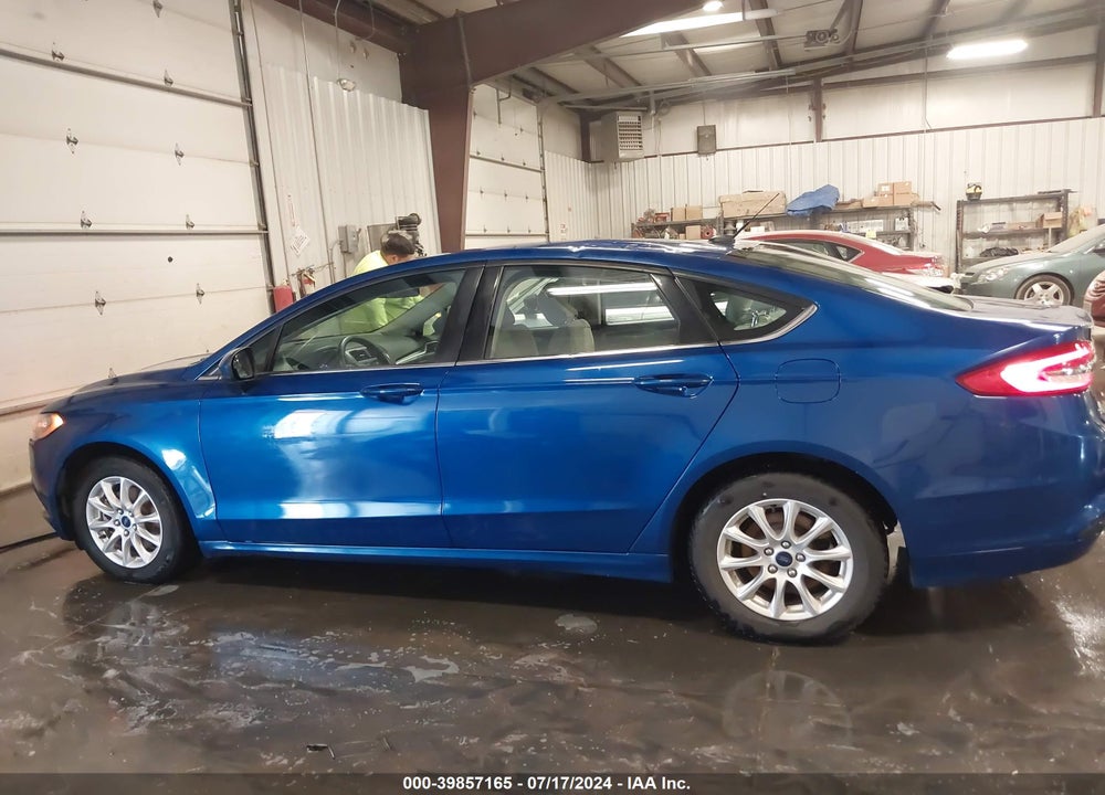 2018 FORD FUSION S VIN: 3FA6P0G78JR129006