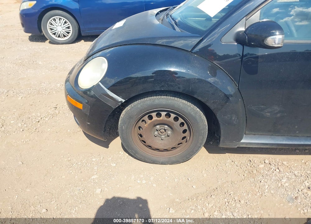 2010 VOLKSWAGEN NEW BEETLE 2.5L FINAL EDITION VIN: 3VWPW3AG6AM036555