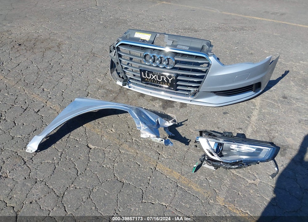 2016 AUDI A3 VIN: WAUA7GFF7G1098451