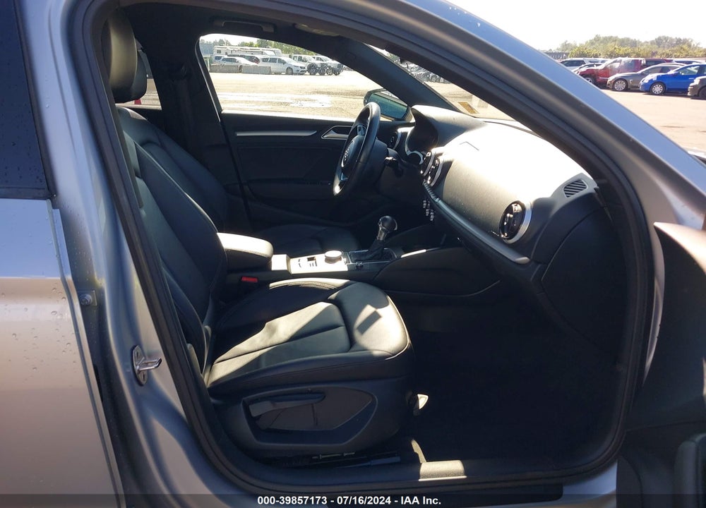2016 AUDI A3 VIN: WAUA7GFF7G1098451